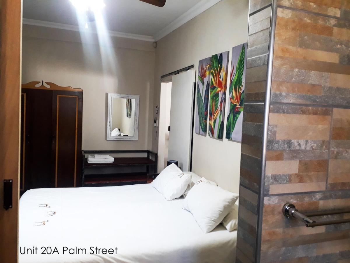 Апартаменты Bateleur Self Catering Cc Виндхук Экстерьер фото